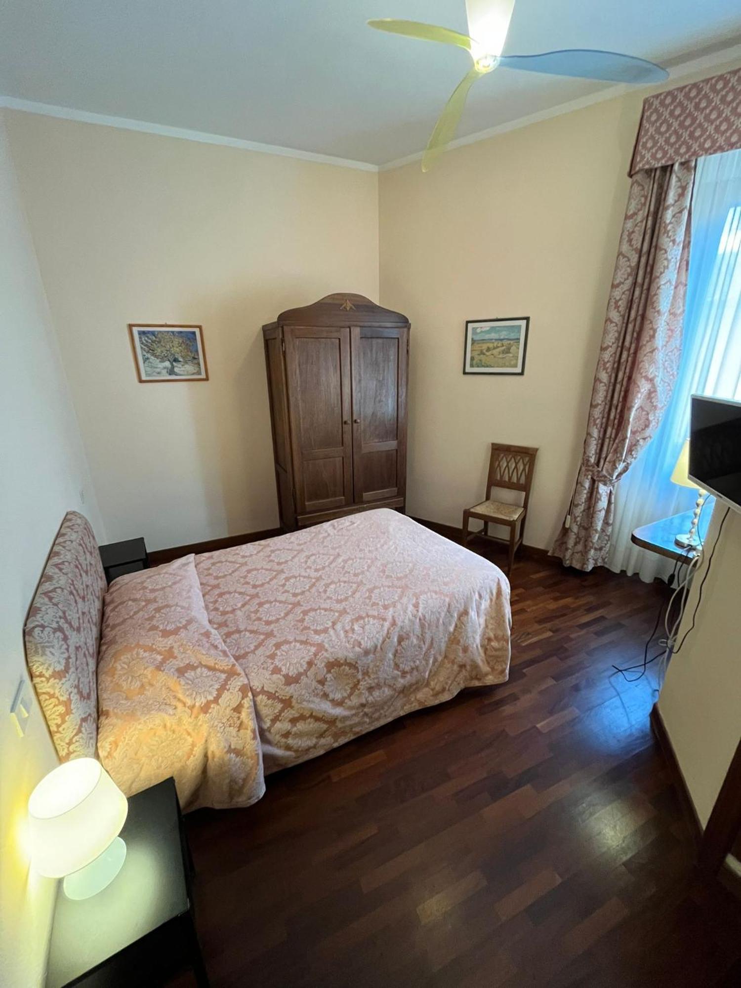 Mazzini 78 Gasthof Grosseto